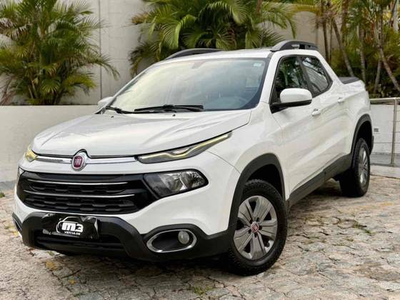 FIAT TORO 1.8 16V EVO FLEX FREEDOM AT6 FIAT TORO 1.8 16V EVO FLEX FREEDOM AT6